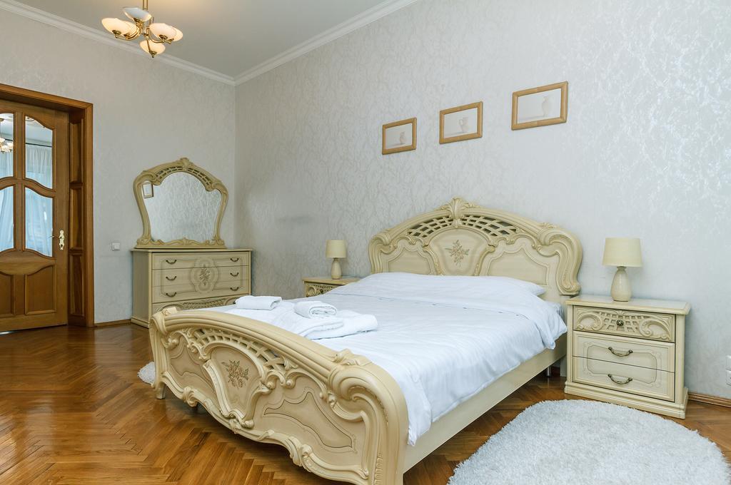 Apartment Arena City Kiev Extérieur photo